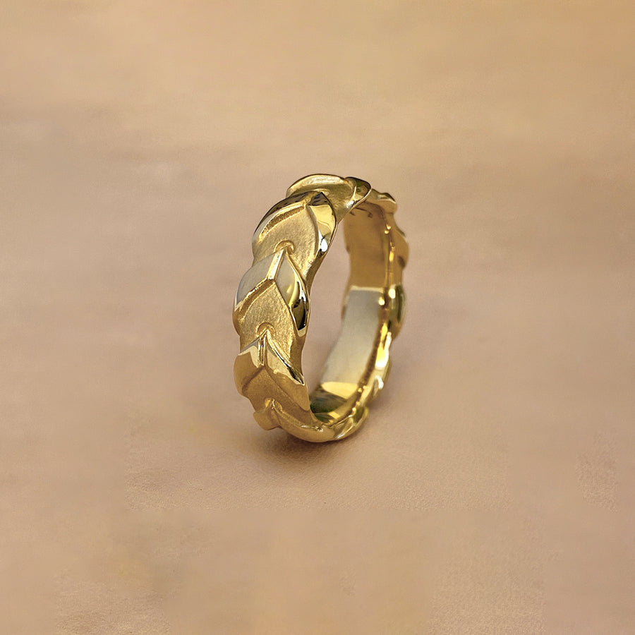 Lace Rein Ring - 18k Yellow Gold